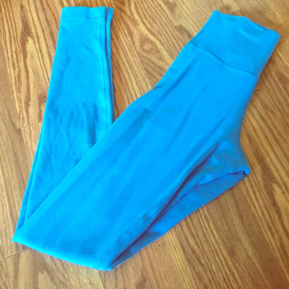 Lululemon Blue Wunder Under Leggings